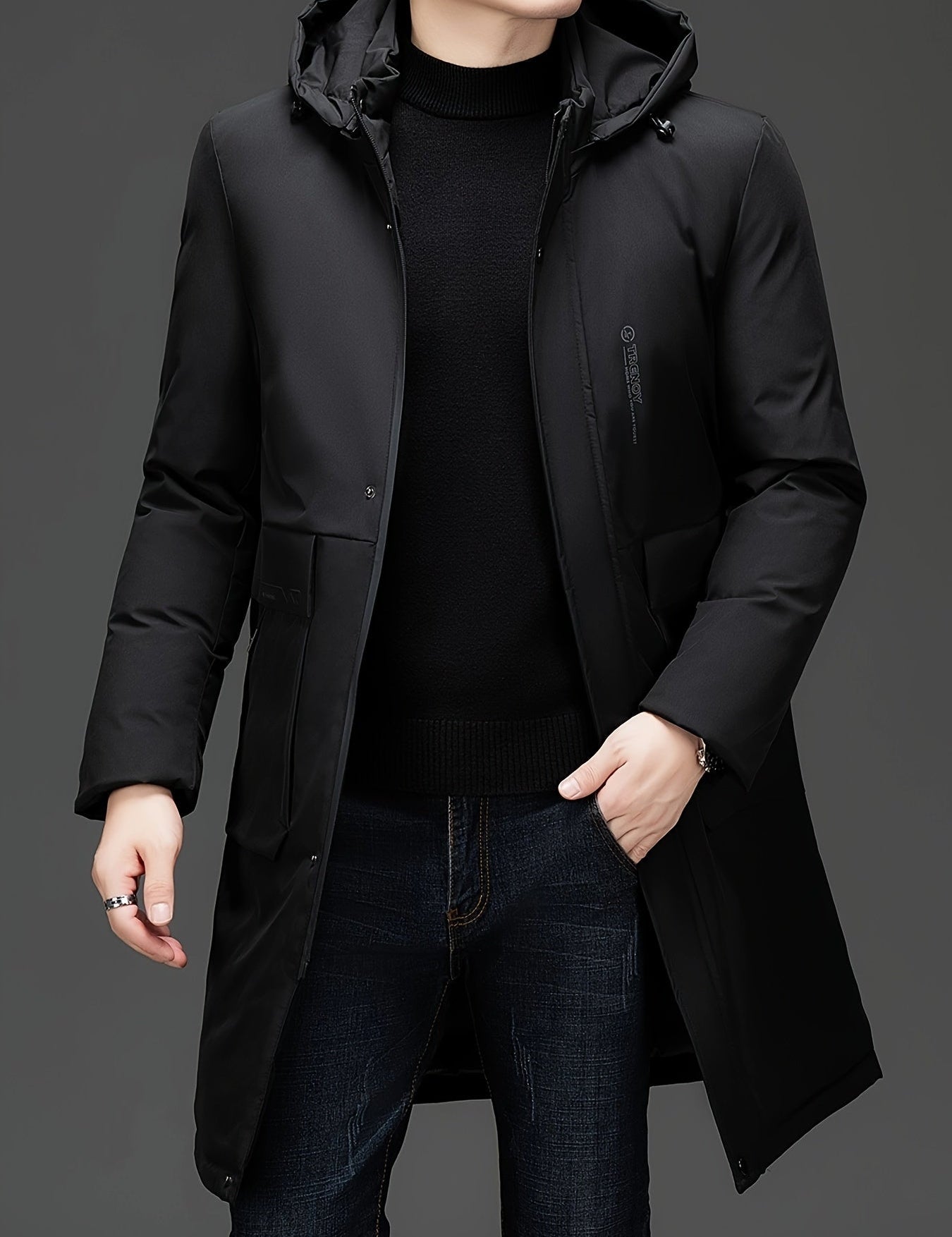 Abrigo elegante con capucha