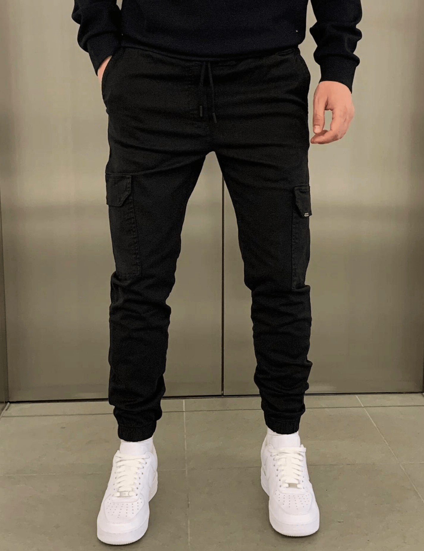 Jogger cargo elástico para hombre