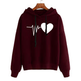 Sudadera con capucha de streetwear con estampado de corazón