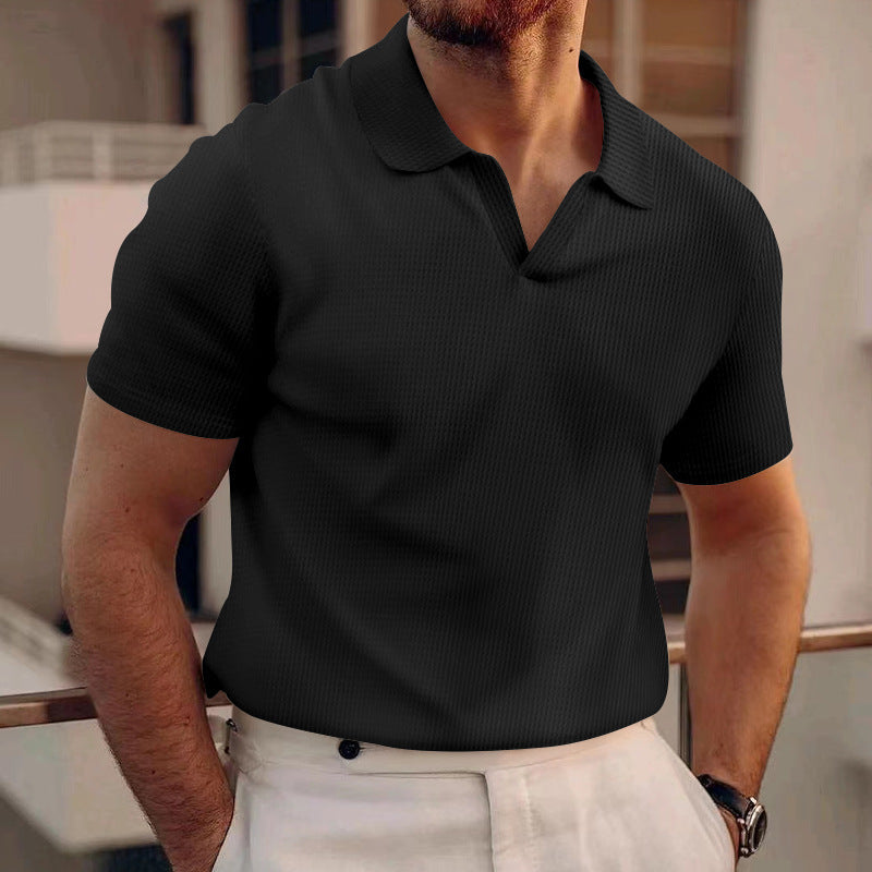 Polo de hombre con cuello en V, solapa tipo waffle y manga corta