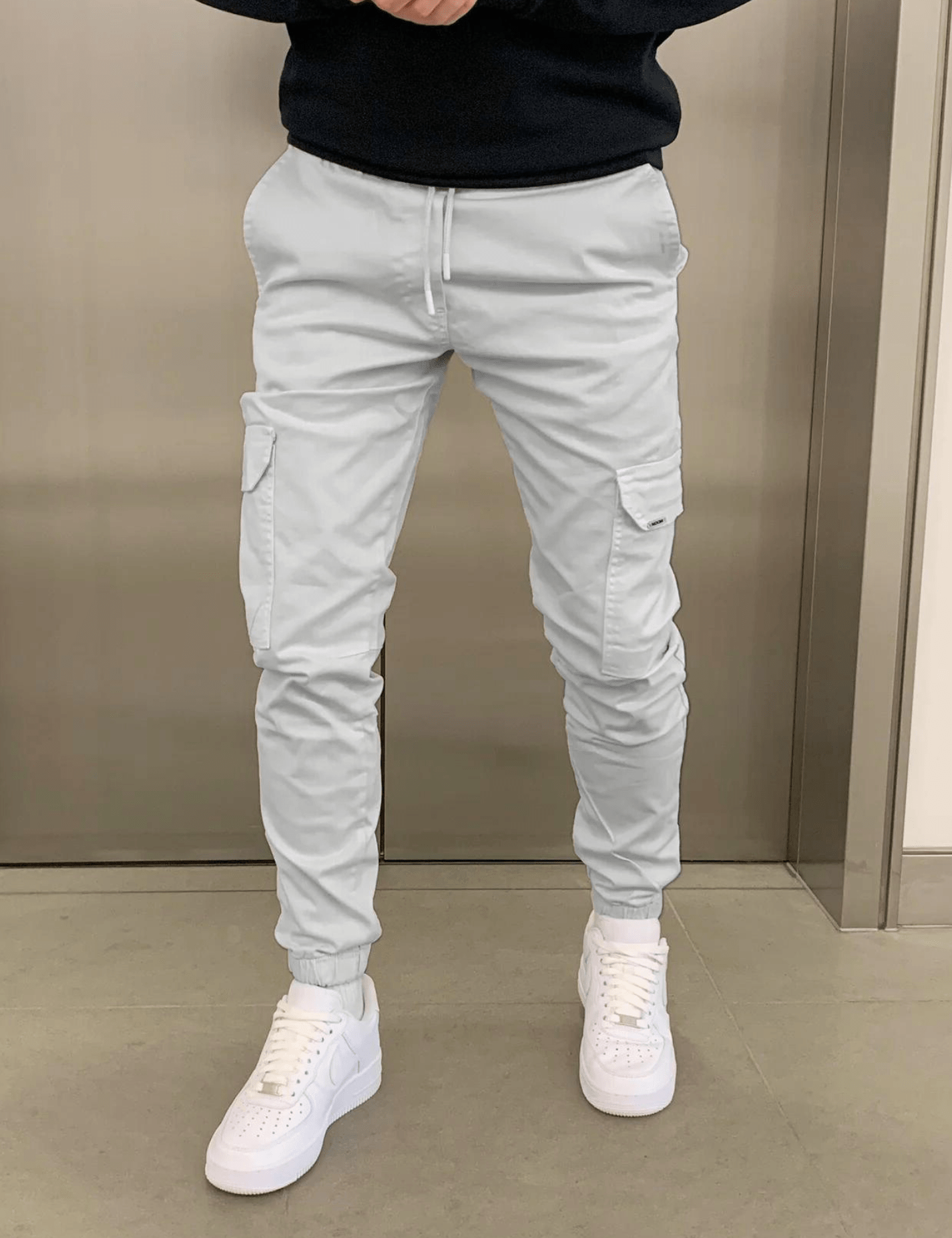 Jogger cargo elástico para hombre