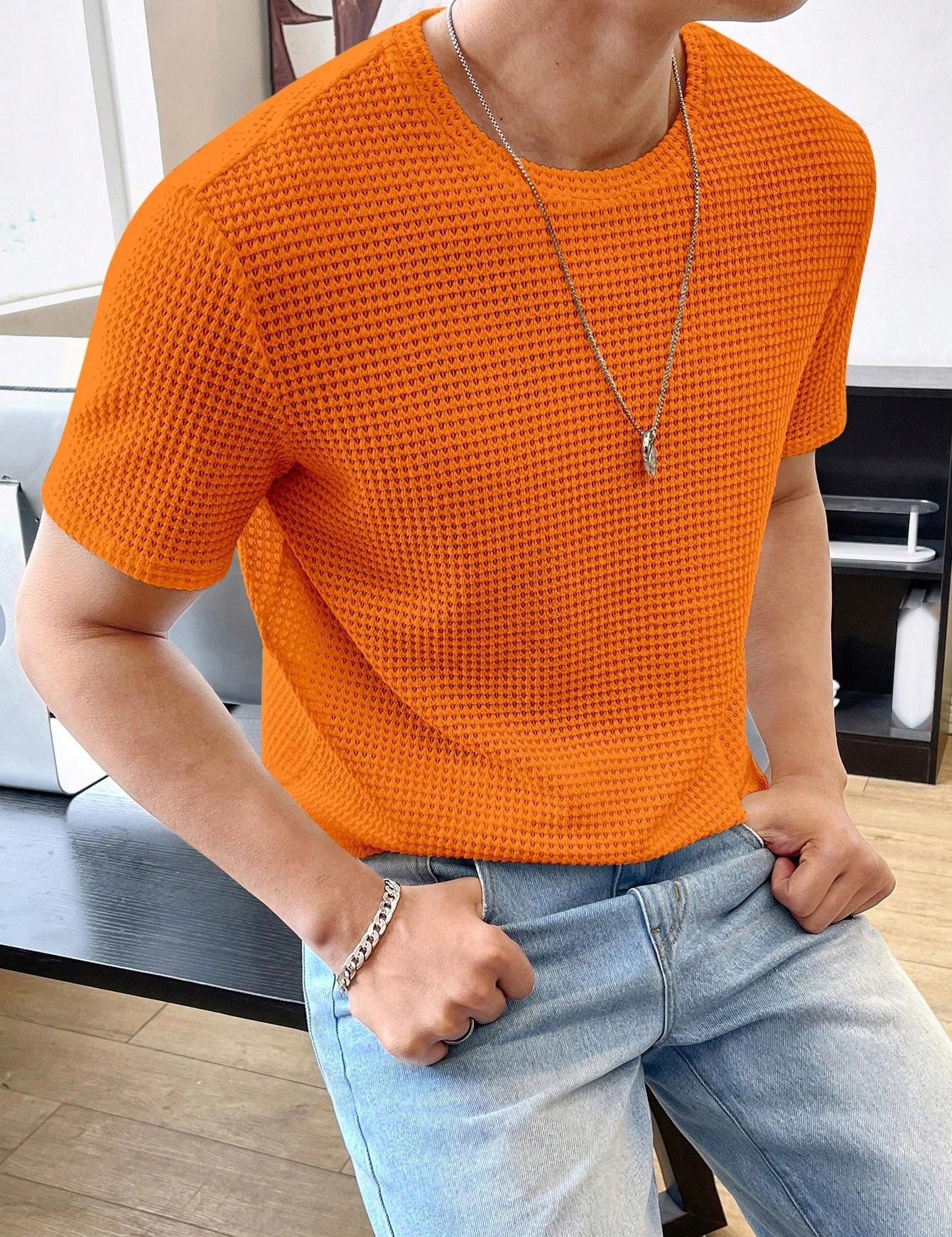 Camiseta casual para hombre de manga corta, color sólido y corte holgado