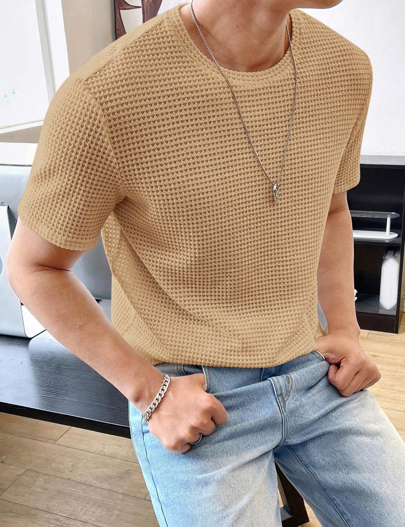 Camiseta casual para hombre de manga corta, color sólido y corte holgado