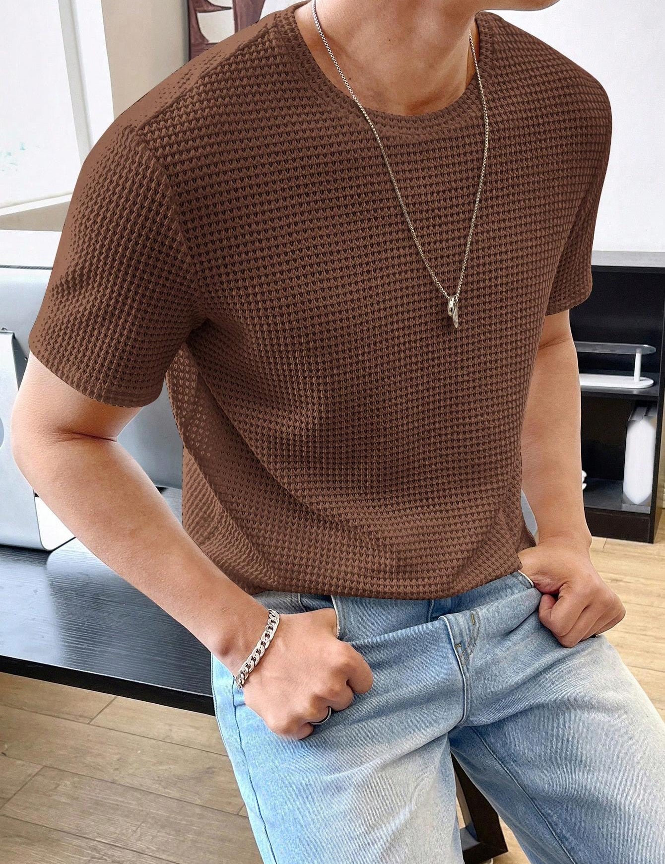 Camiseta casual para hombre de manga corta, color sólido y corte holgado