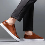 Franco - Zapatilla cómoda de cuero