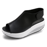 Sandalias cómodas de plataforma y diseño fácil de poner - Catalina Marbella